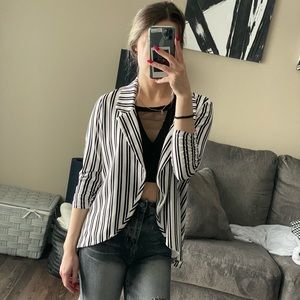Striped flowy blazer